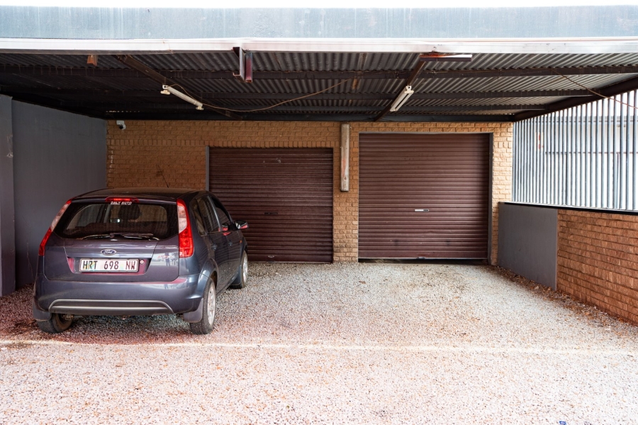 Commercial Property for Sale in Freemanville North West
